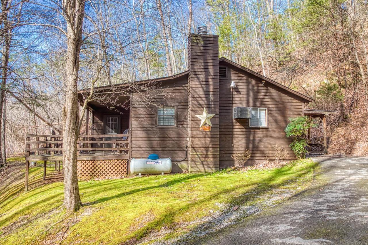Bear Den, Hot Tub, 1089 Of Free Attraction Tickets For Each Paid Day, Dollywood And More! Sevierville Luaran gambar